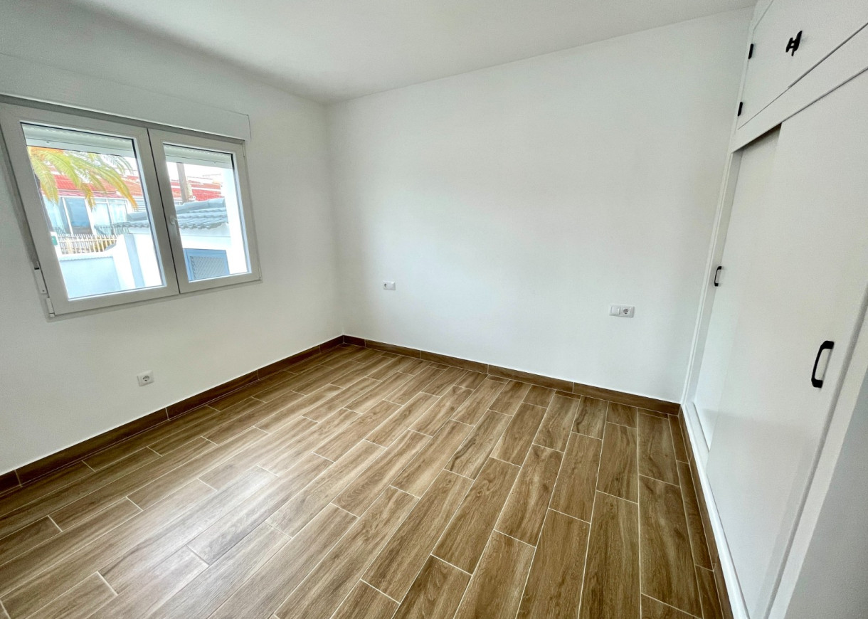 Resale - Bungalow - Ciudad Quesada