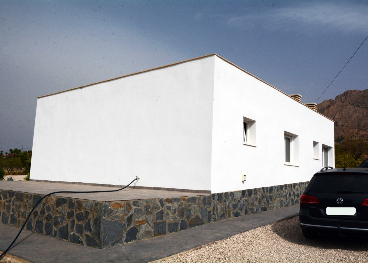 Resale - Finca / Country Property - Macisvenda