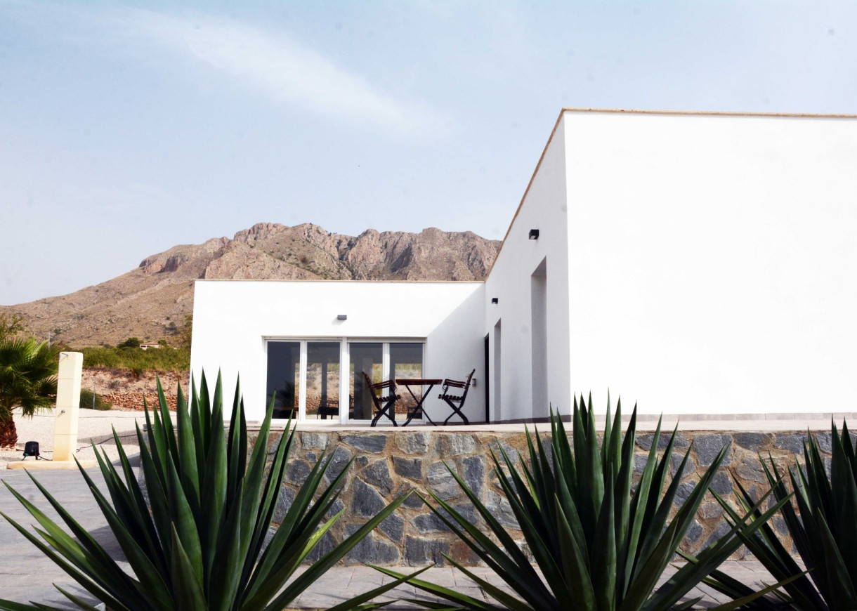 Resale - Finca / Country Property - Macisvenda
