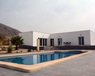Resale - Finca / Country Property - Macisvenda