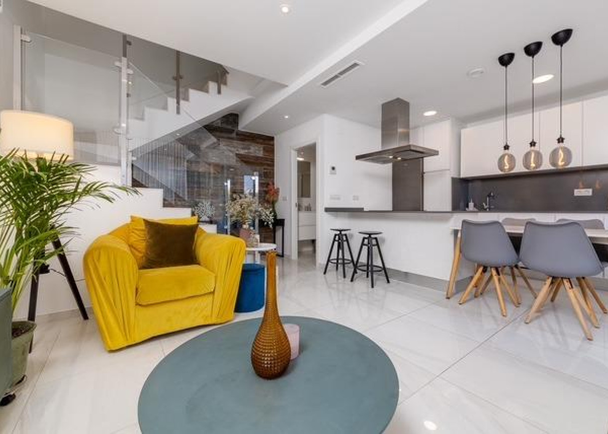 Resale - Terraced house - Orihuela Costa - Las Filipinas