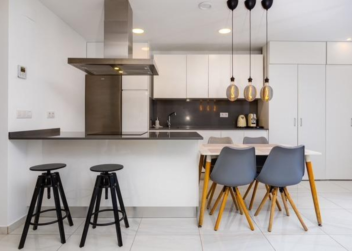 Resale - Terraced house - Orihuela Costa - Las Filipinas