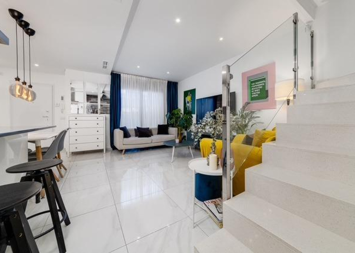 Resale - Terraced house - Orihuela Costa - Las Filipinas