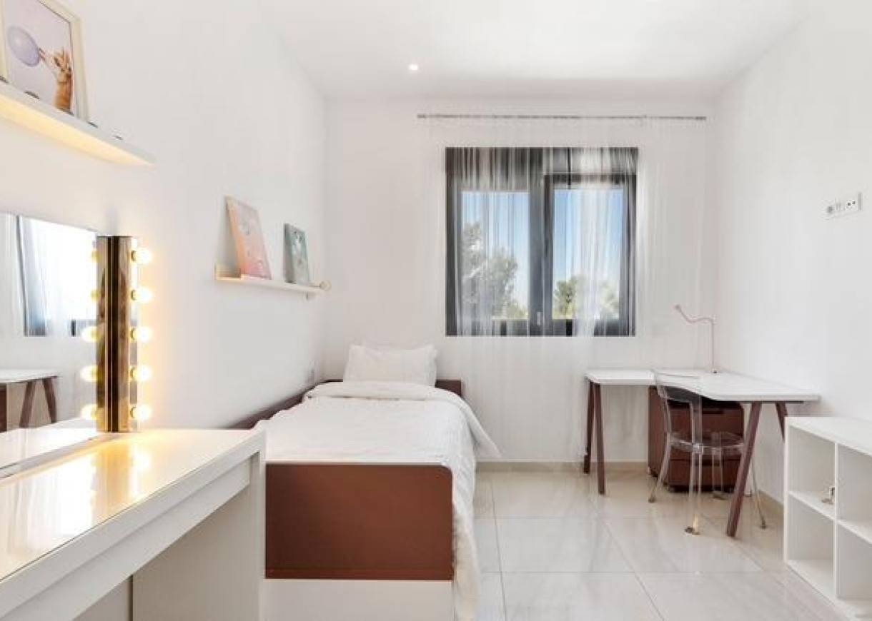 Resale - Terraced house - Orihuela Costa - Las Filipinas