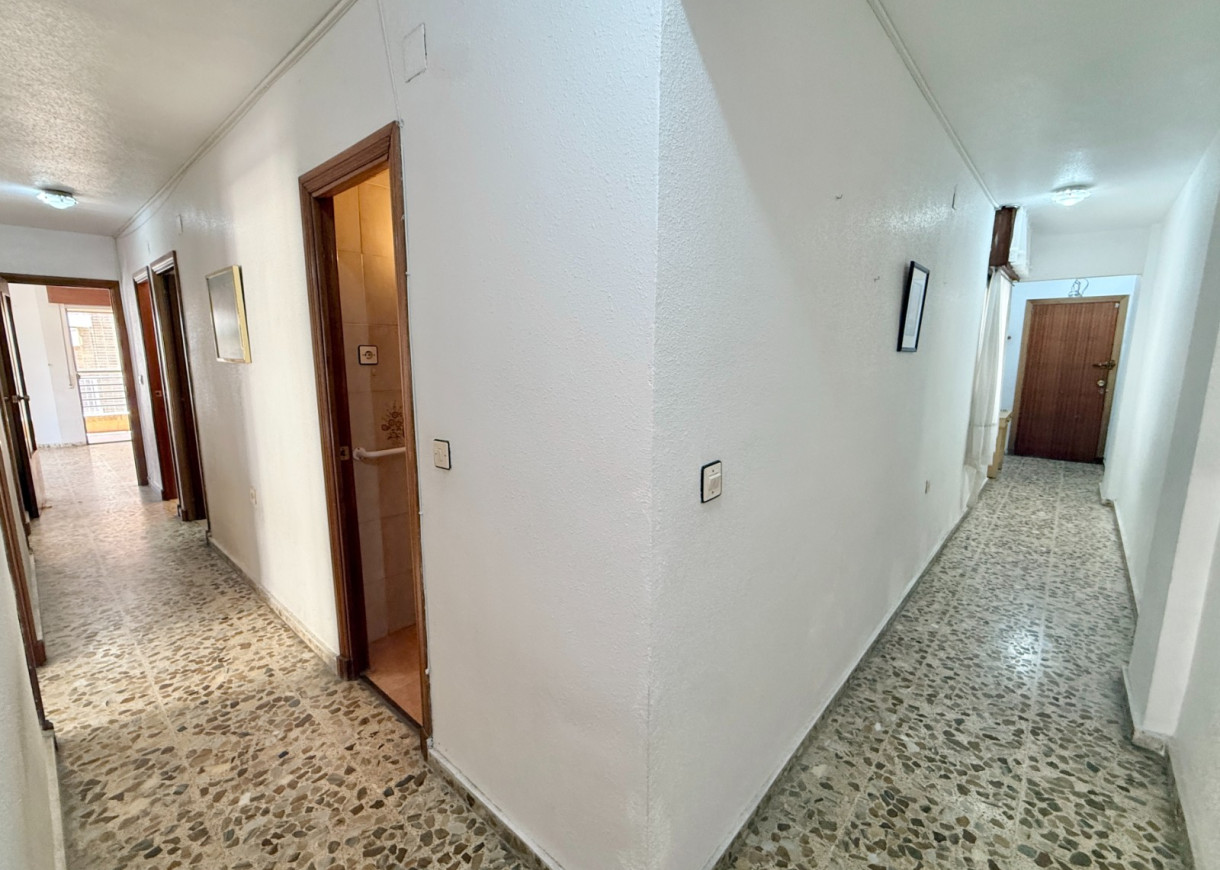 Resale - Apartment - Torrevieja - Playa del Cura