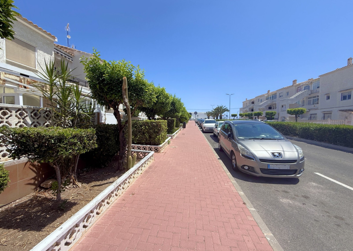 Resale - Townhouse - Torrevieja - El Acequión - Los Náufragos