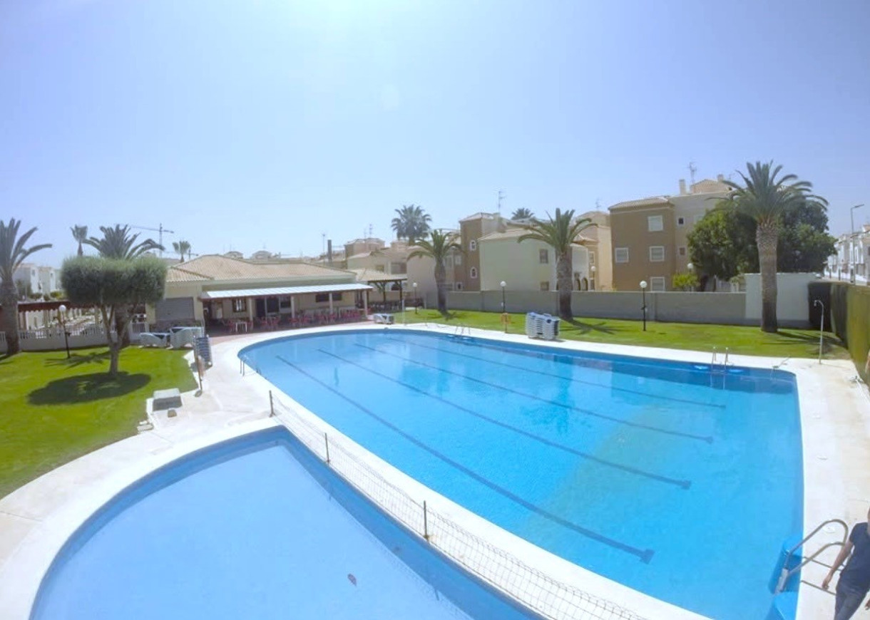 Resale - Townhouse - Torrevieja - El Acequión - Los Náufragos