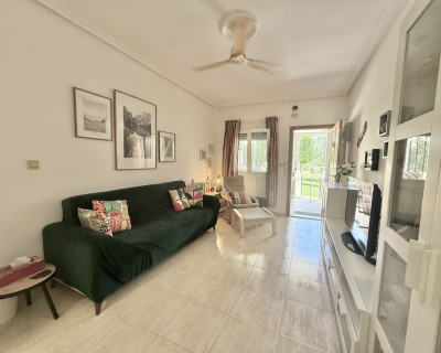 Resale - Apartment - Torrevieja - Aguas Nuevas