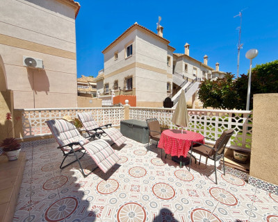 Resale - Apartment - Torrevieja - Aguas Nuevas