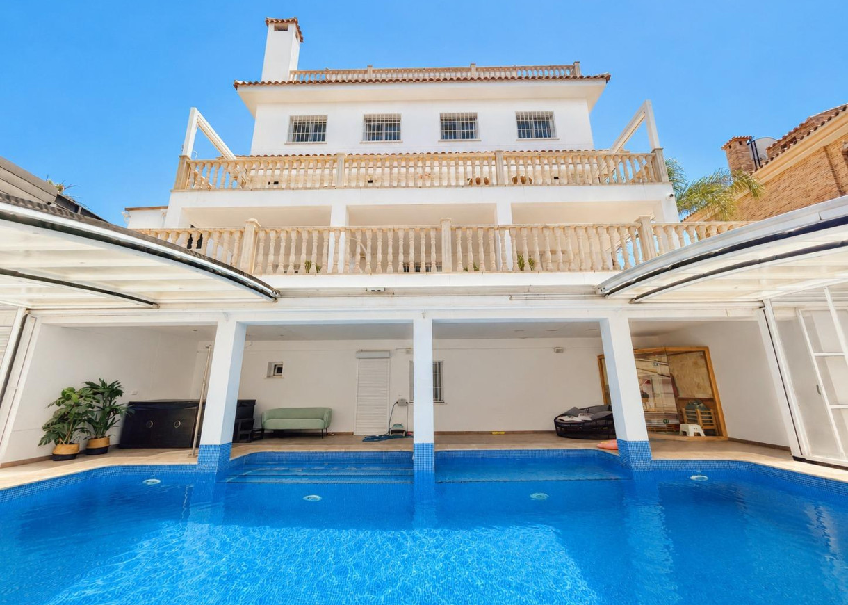 Resale - Villa - Dehesa de campoamor - Campoamor