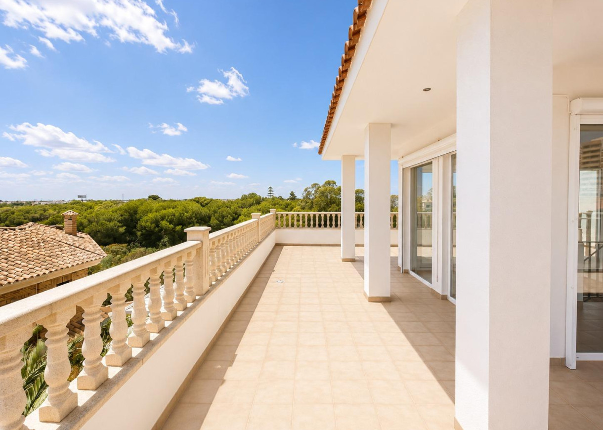 Resale - Villa - Dehesa de campoamor - Campoamor