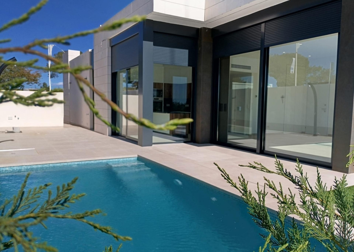 New Build - Villa - Pilar de la Horadada - Roda Golf