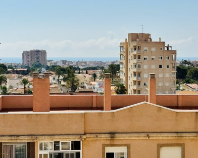 Resale - Apartment - Torrevieja - Aguas nuevas 1