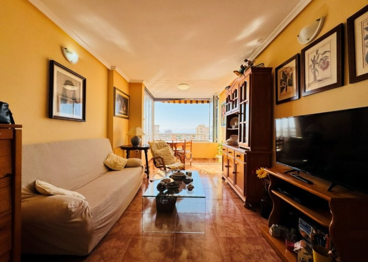 Resale - Apartment - Torrevieja - Aguas nuevas 1