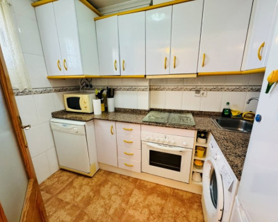 Resale - Apartment - Torrevieja - Aguas nuevas 1