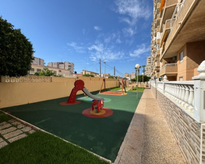 Resale - Apartment - Torrevieja - Aguas nuevas 1