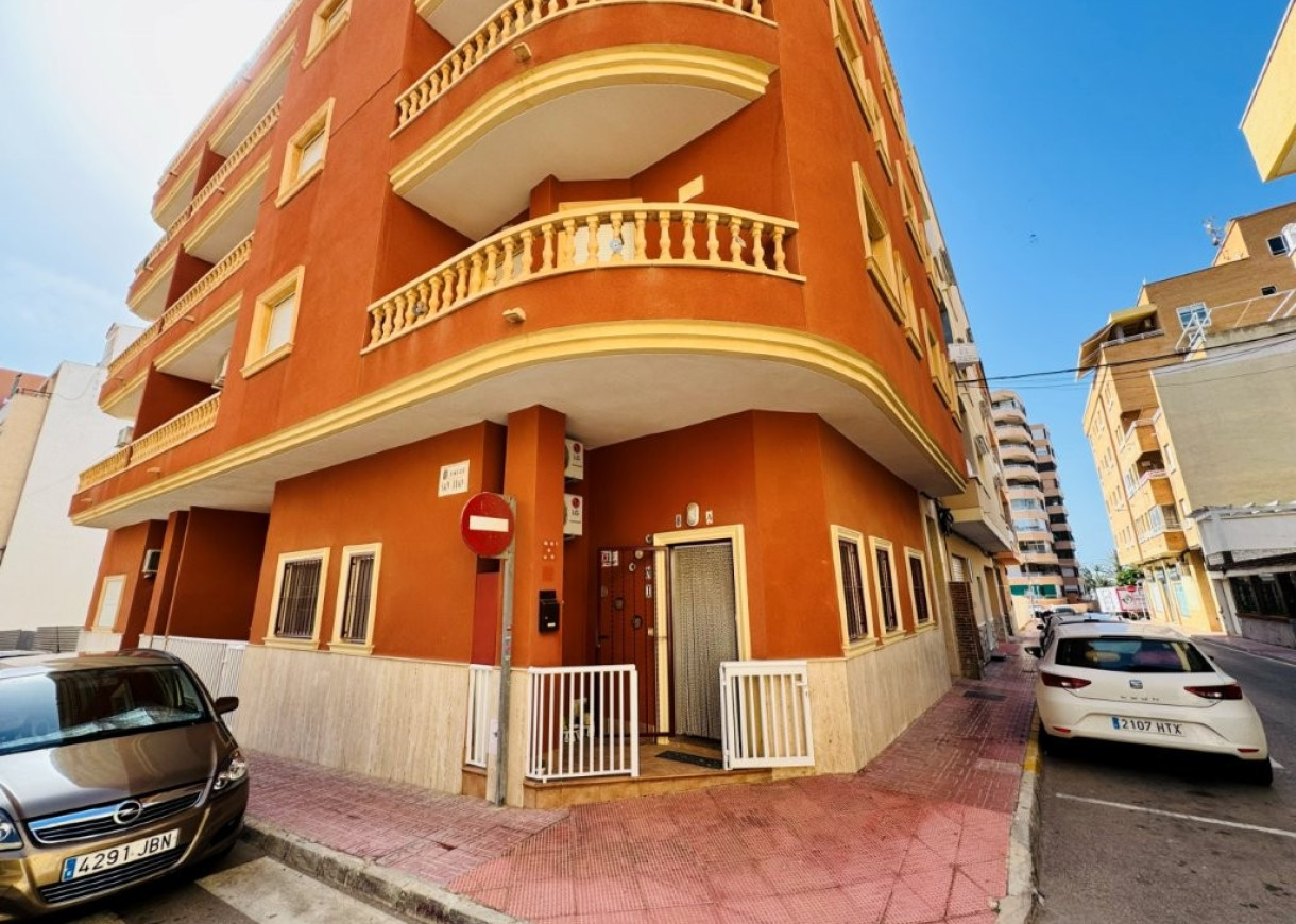 Resale - Lägenhet - La Mata