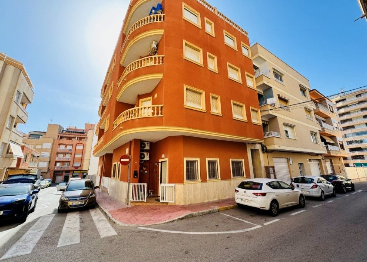 Resale - Lägenhet - La Mata