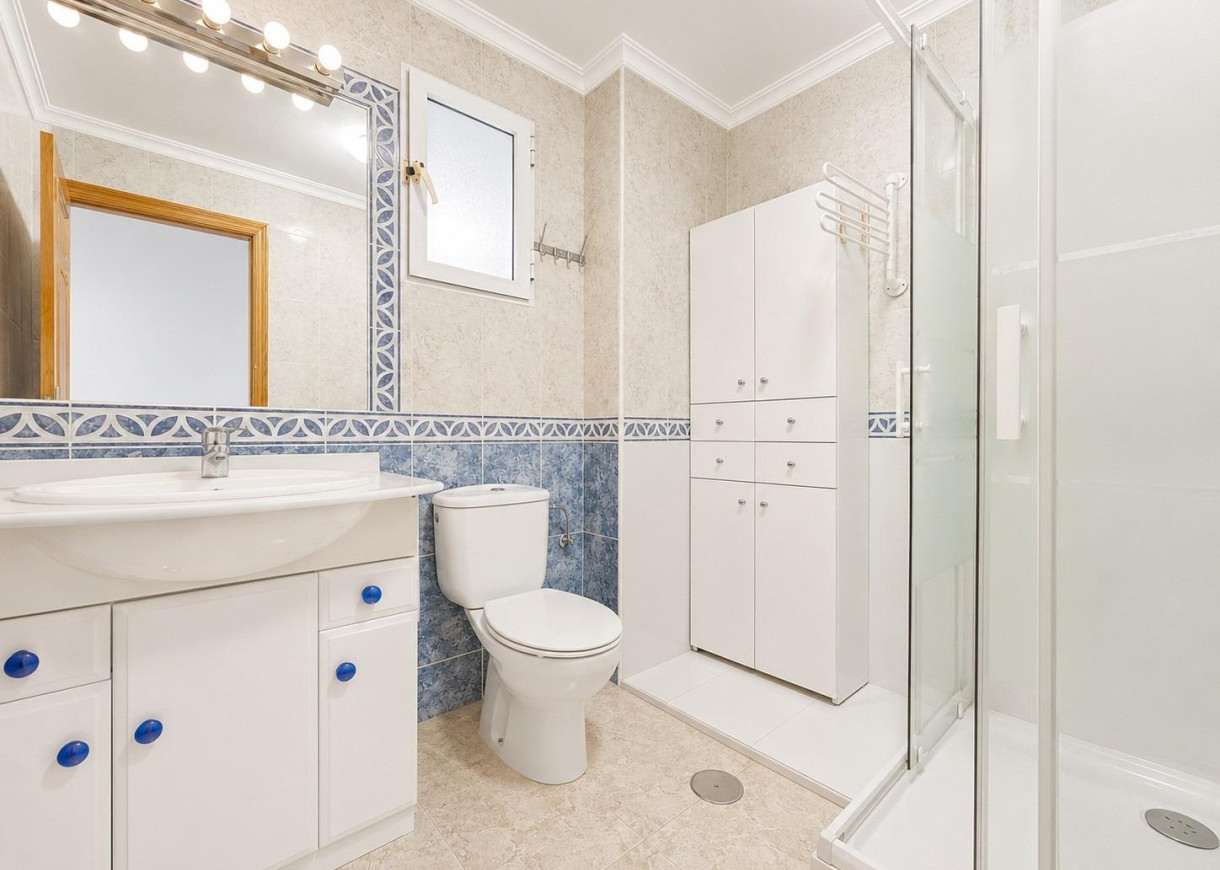 Resale - Apartment - Dehesa de campoamor - Campoamor