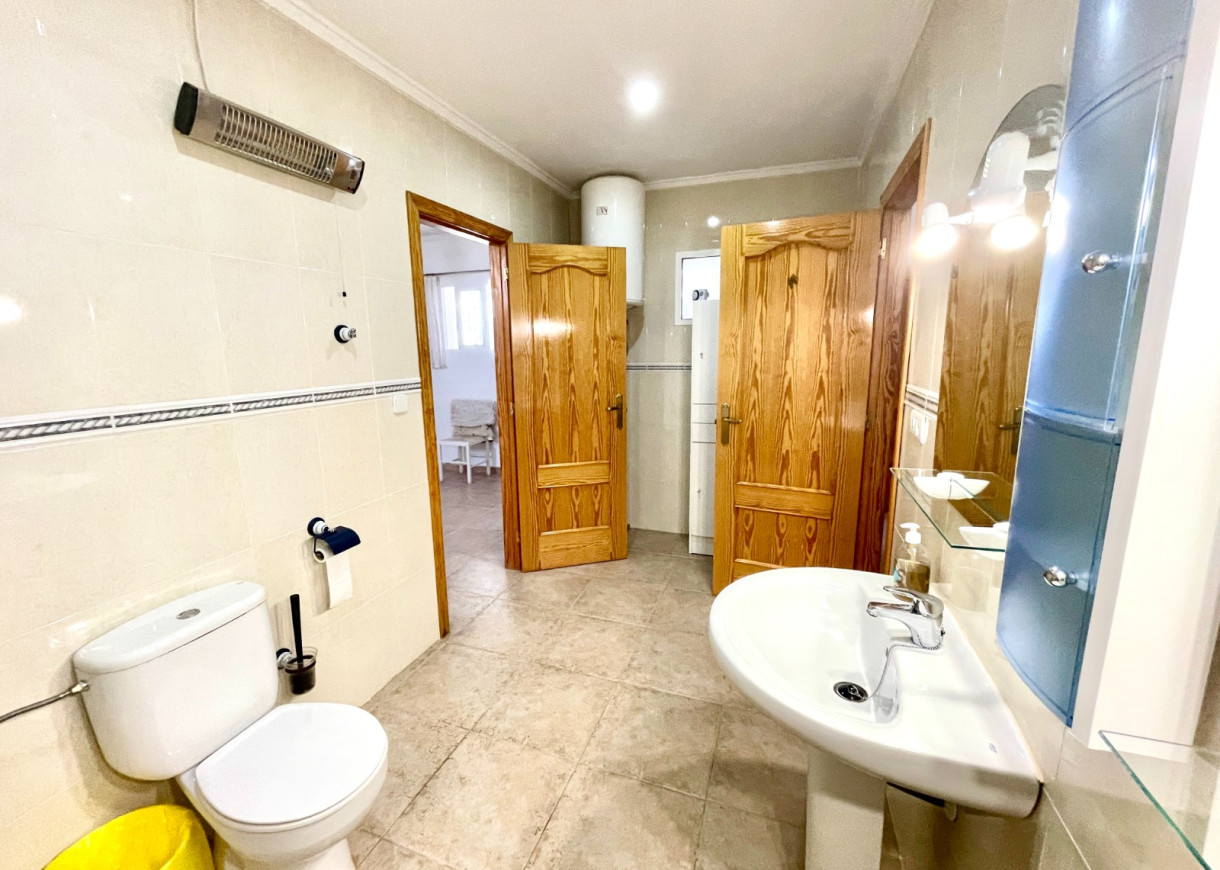 Venta - Chalet - Daya Nueva