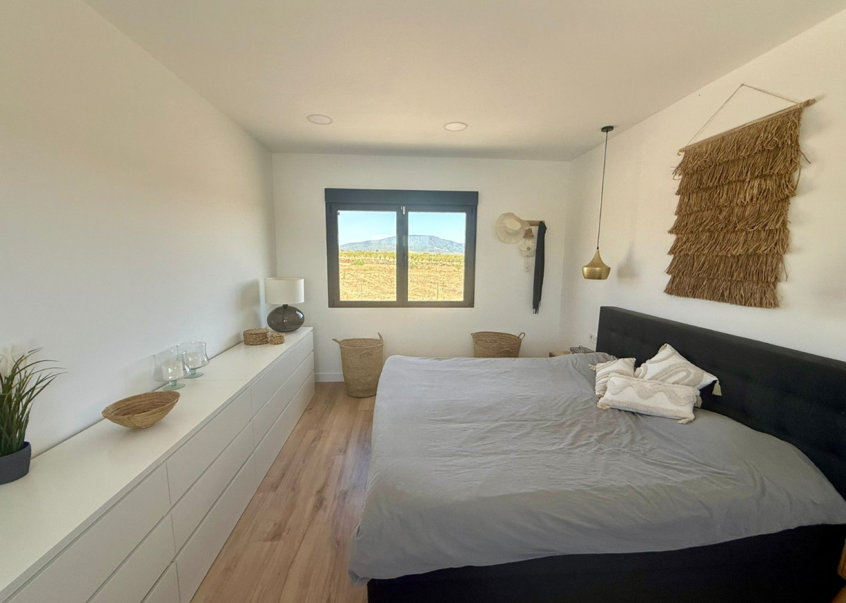 Resale - Villa - Pinoso