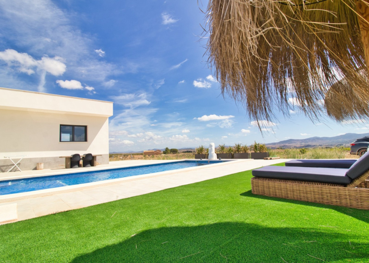 Resale - Villa - Pinoso