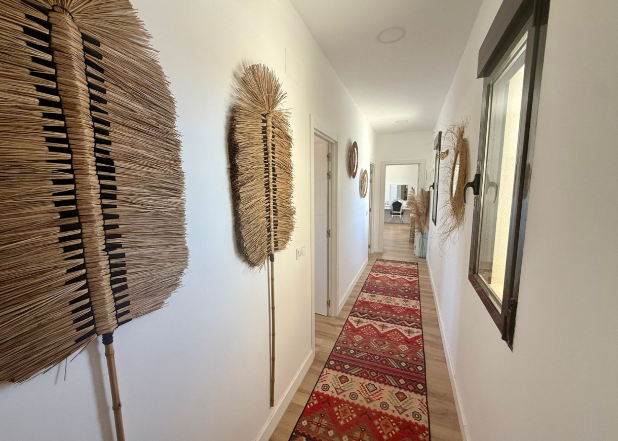 Resale - Villa - Pinoso