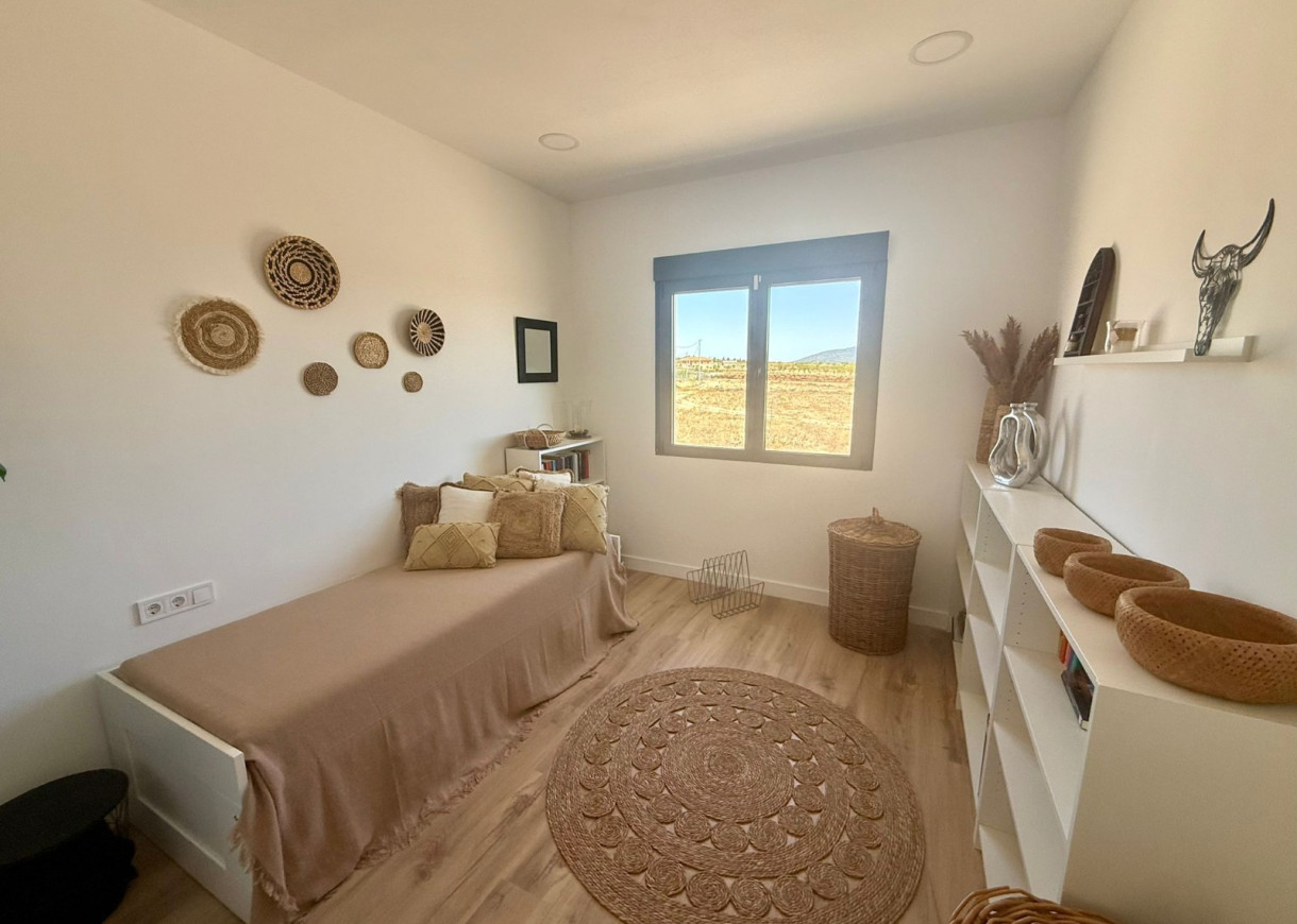 Resale - Villa - Pinoso