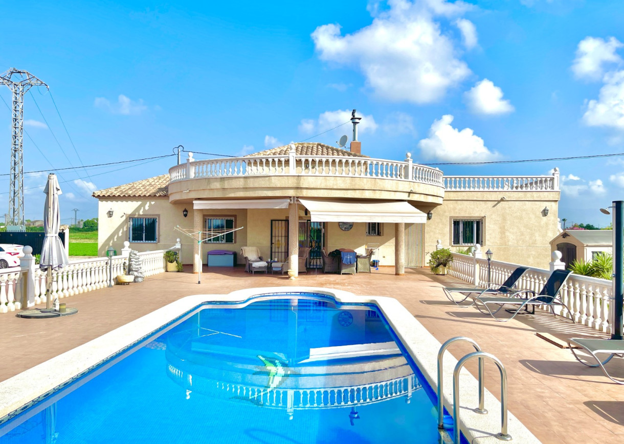Venta - Chalet - Catral