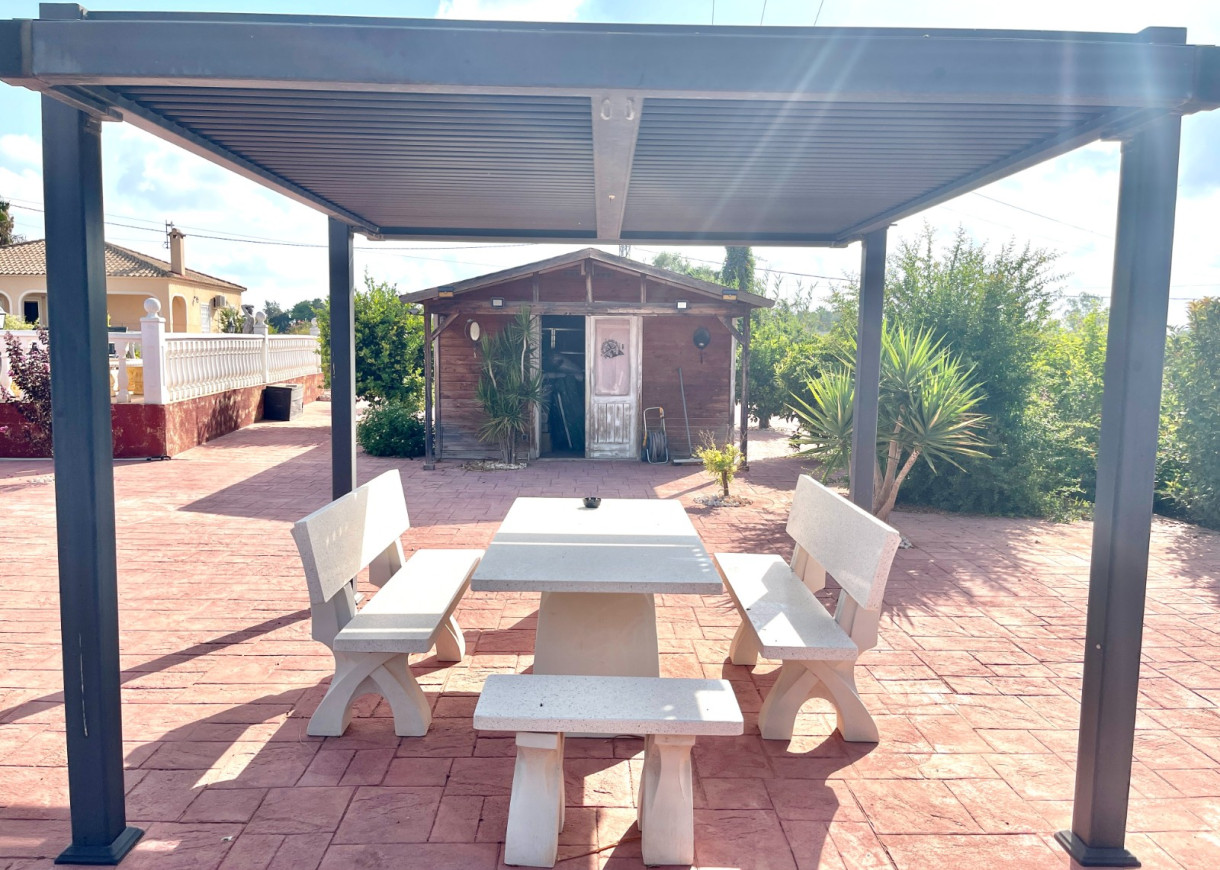 Venta - Chalet - Catral