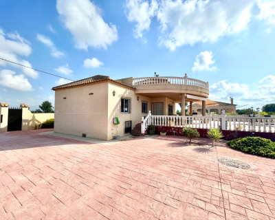 Venta - Chalet - Catral