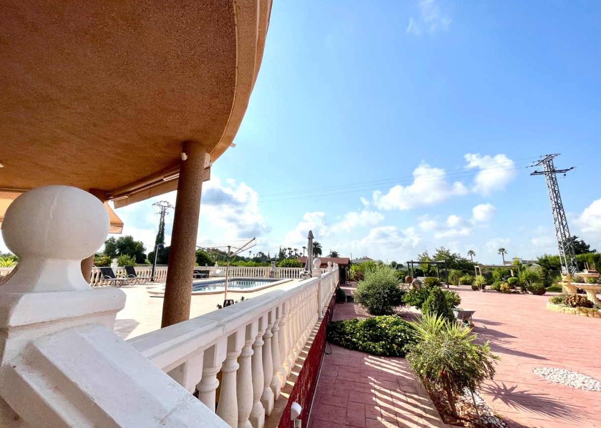 Venta - Chalet - Catral