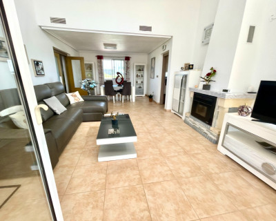 Venta - Chalet - Catral