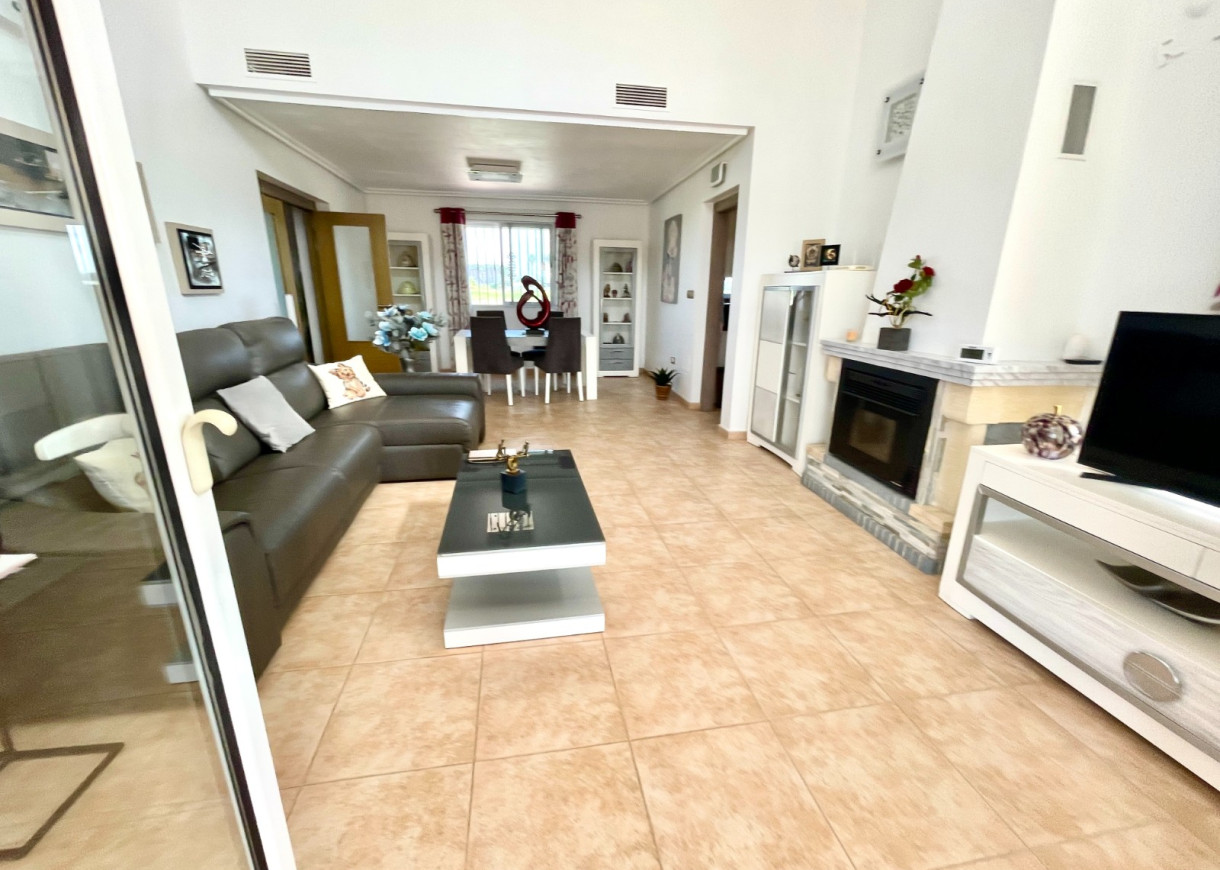 Venta - Chalet - Catral