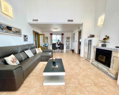 Venta - Chalet - Catral