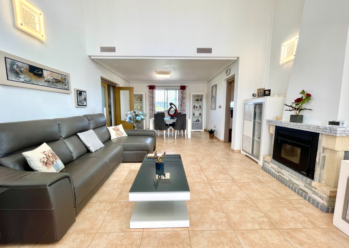 Venta - Chalet - Catral