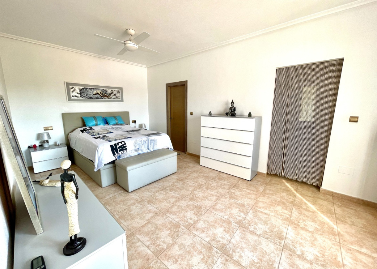 Venta - Chalet - Catral