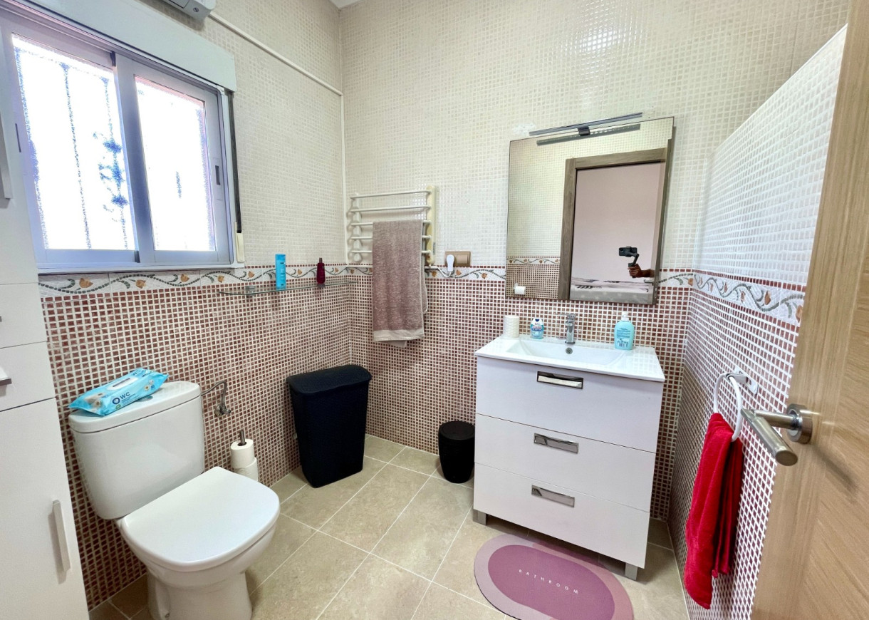 Venta - Chalet - Catral
