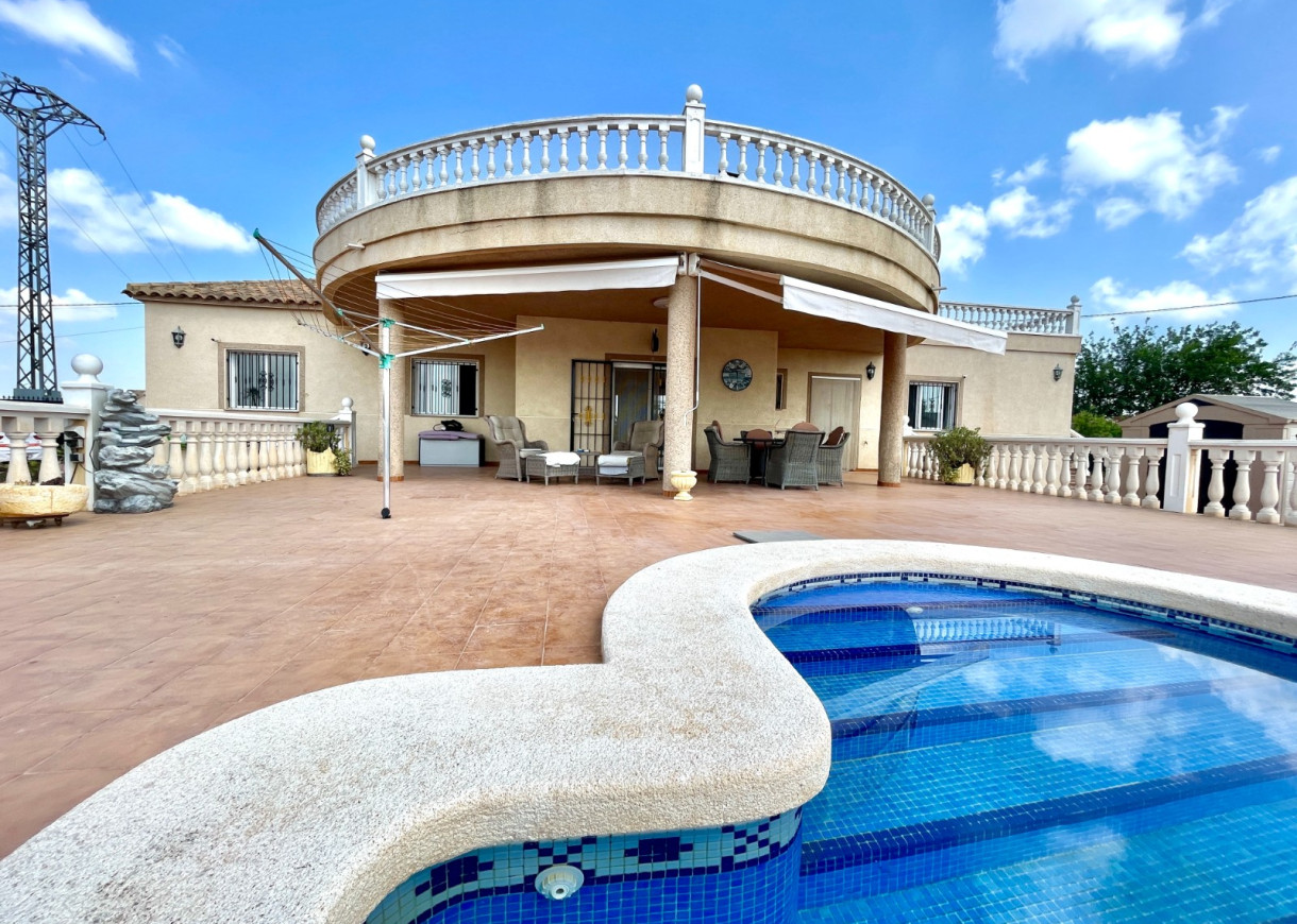 Venta - Chalet - Catral