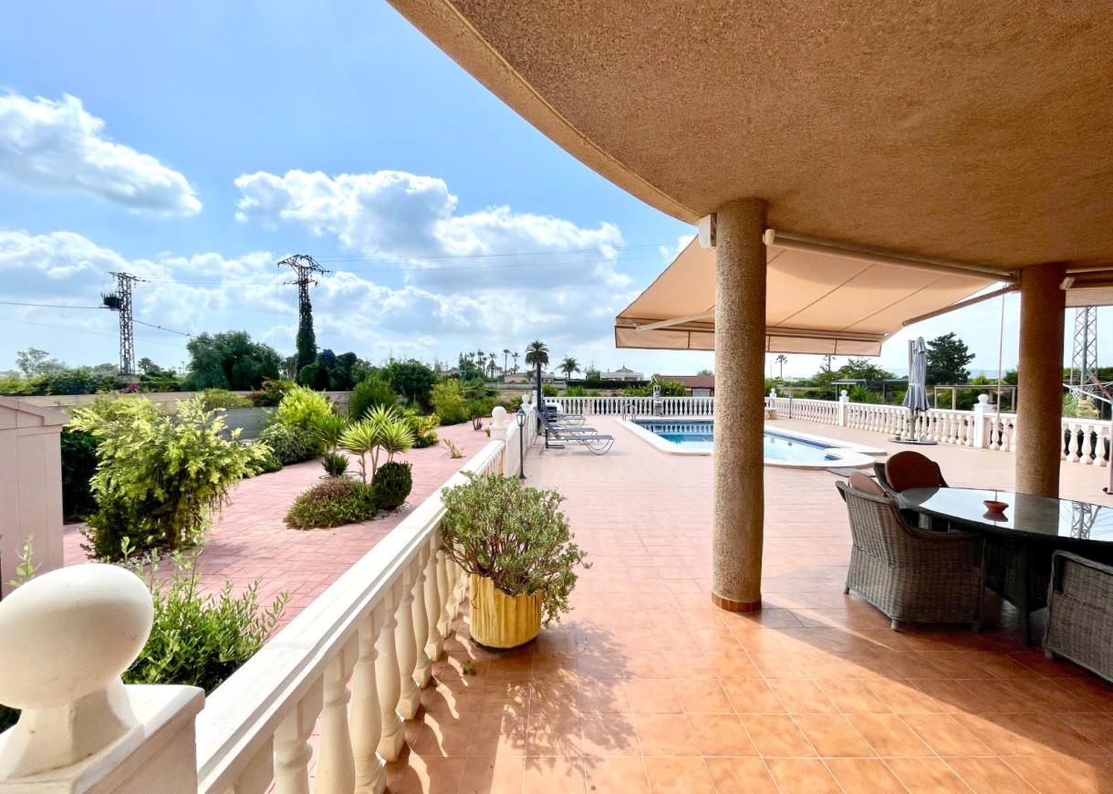 Venta - Chalet - Catral