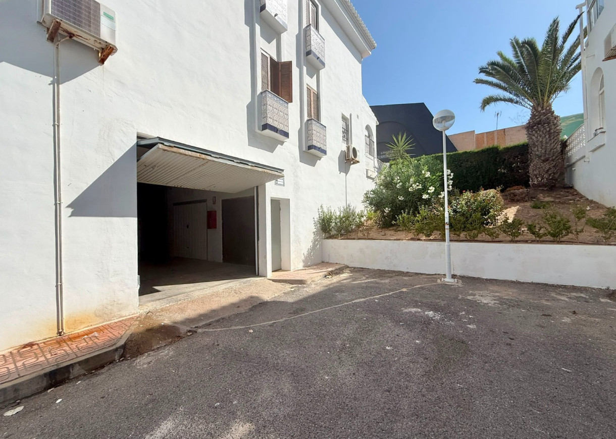 Long time Rental - Garage - Torrevieja - Playa de los Locos