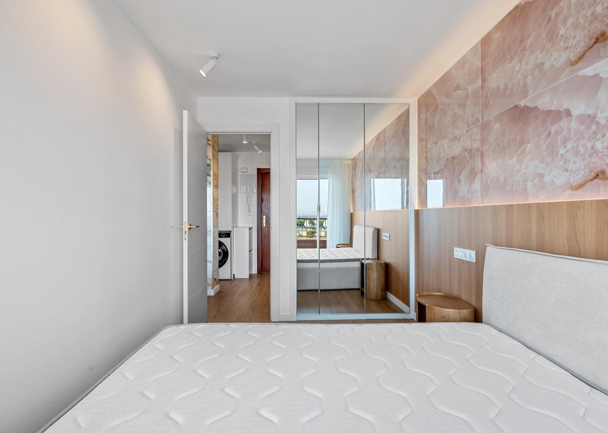 Resale - Apartment - Torrevieja - Punta prima