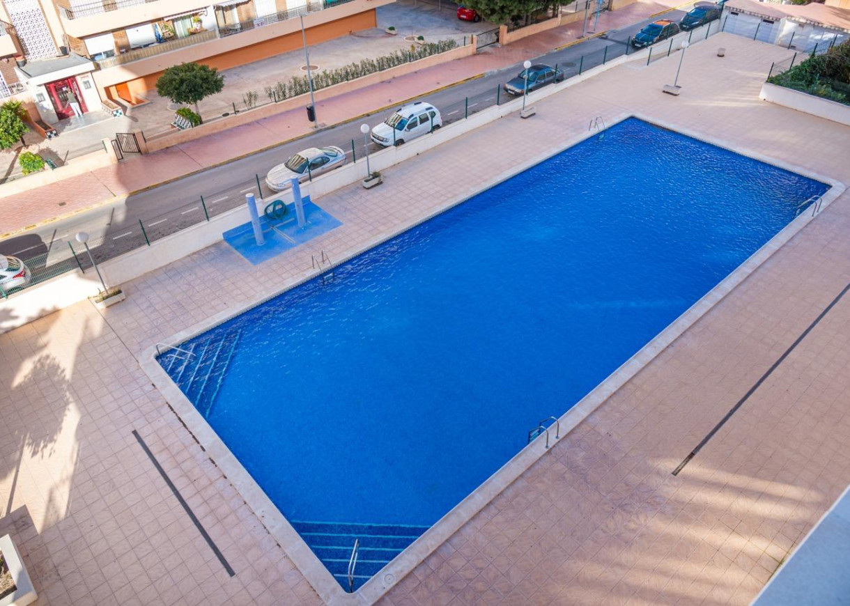 Resale - Apartment - Torrevieja - Punta prima