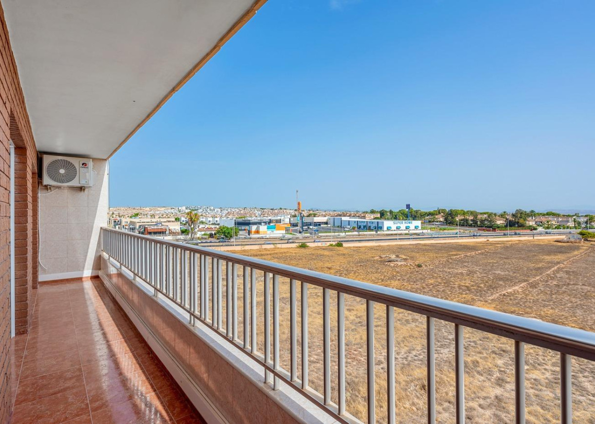Resale - Apartment - Torrevieja - Punta prima
