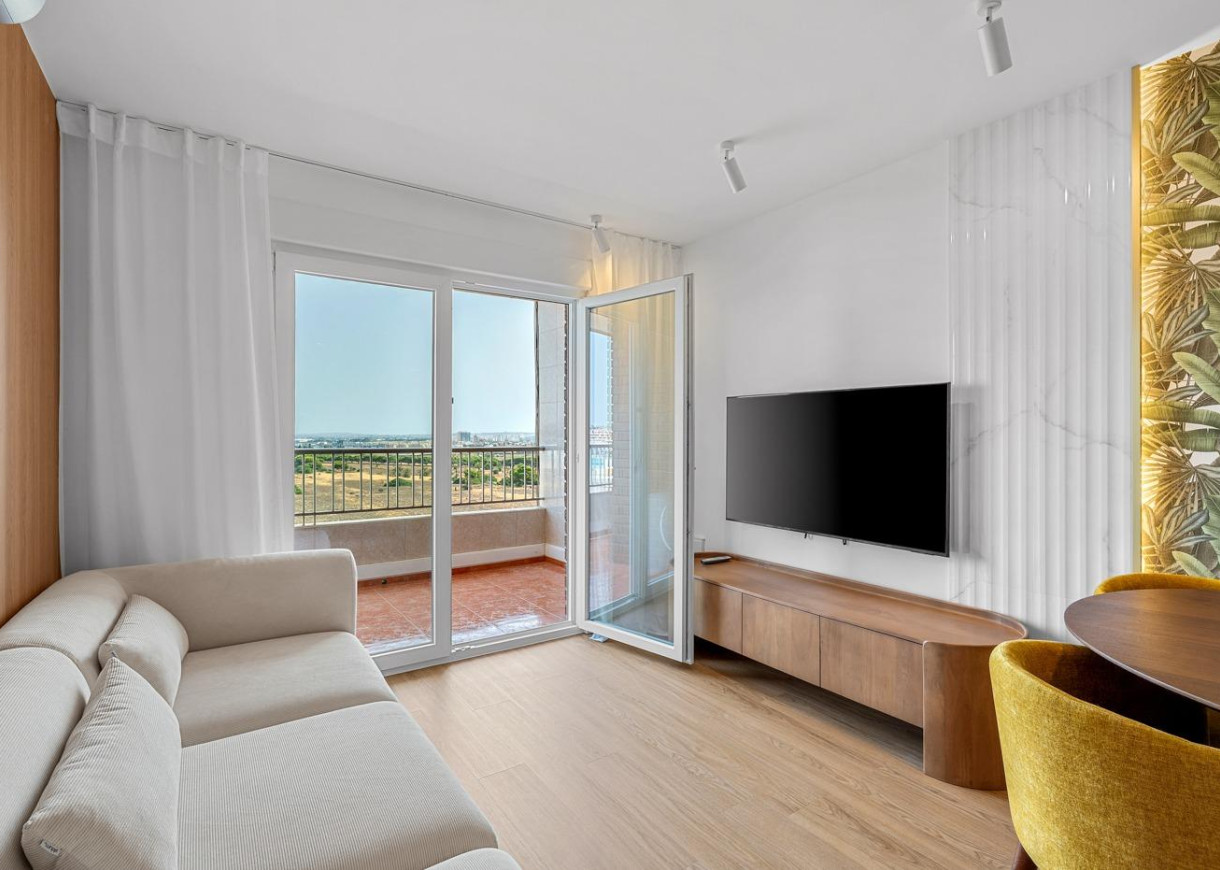 Resale - Apartment - Torrevieja - Punta prima
