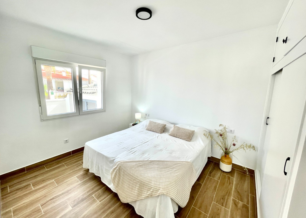 Resale - Bungalow - Ciudad Quesada