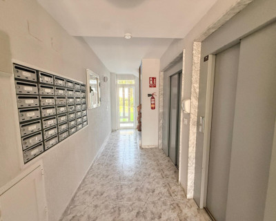 Resale - Lägenhet - Torrevieja - Torreblanca