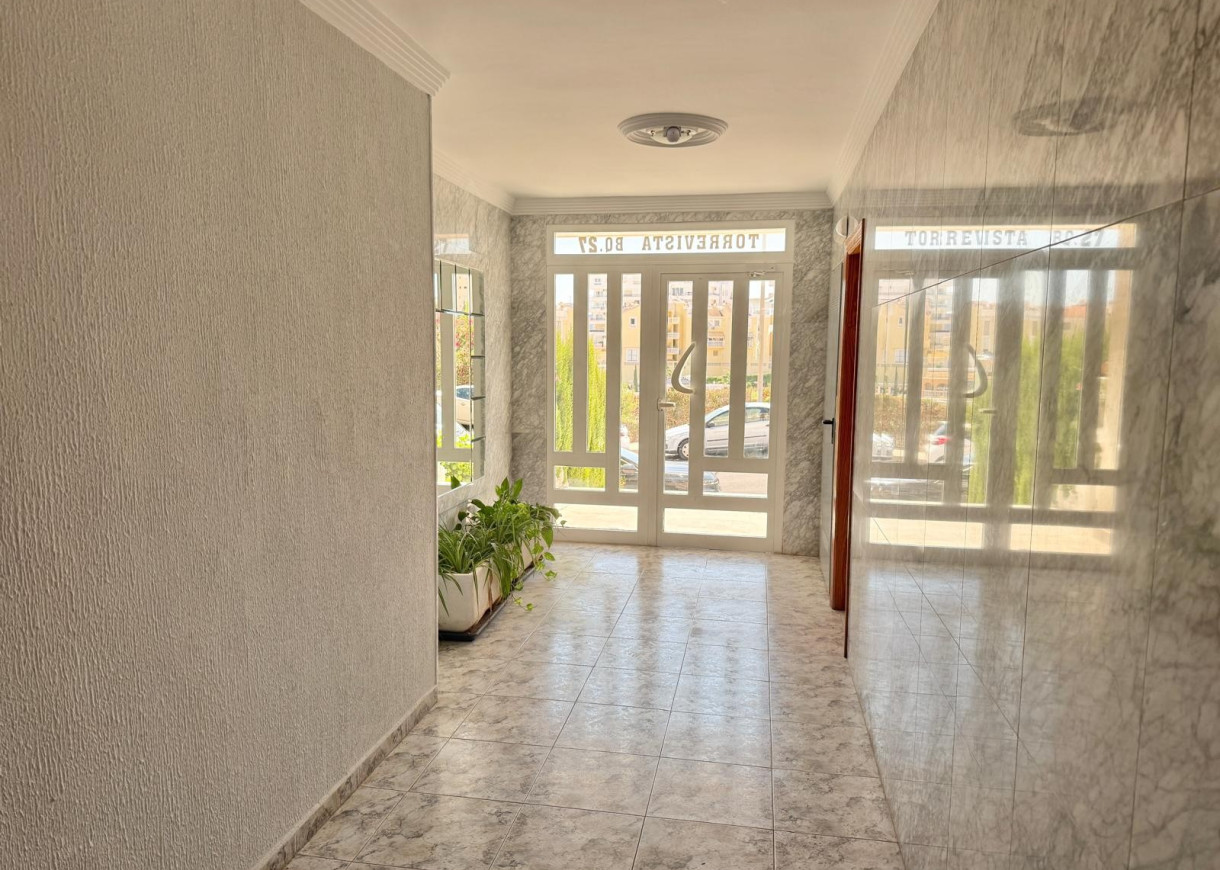 Resale - Lägenhet - Torrevieja - Torreblanca