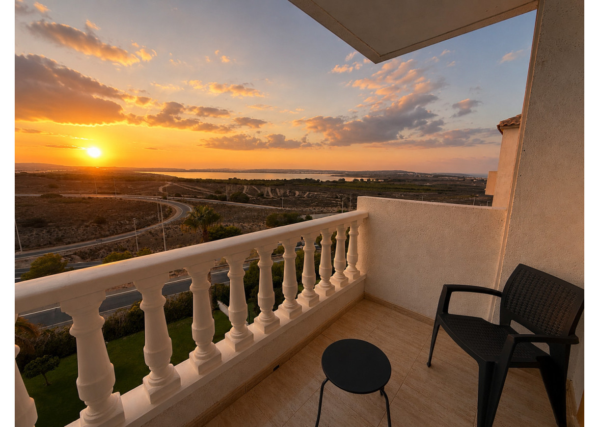 Resale - Lägenhet - Torrevieja - Torreblanca