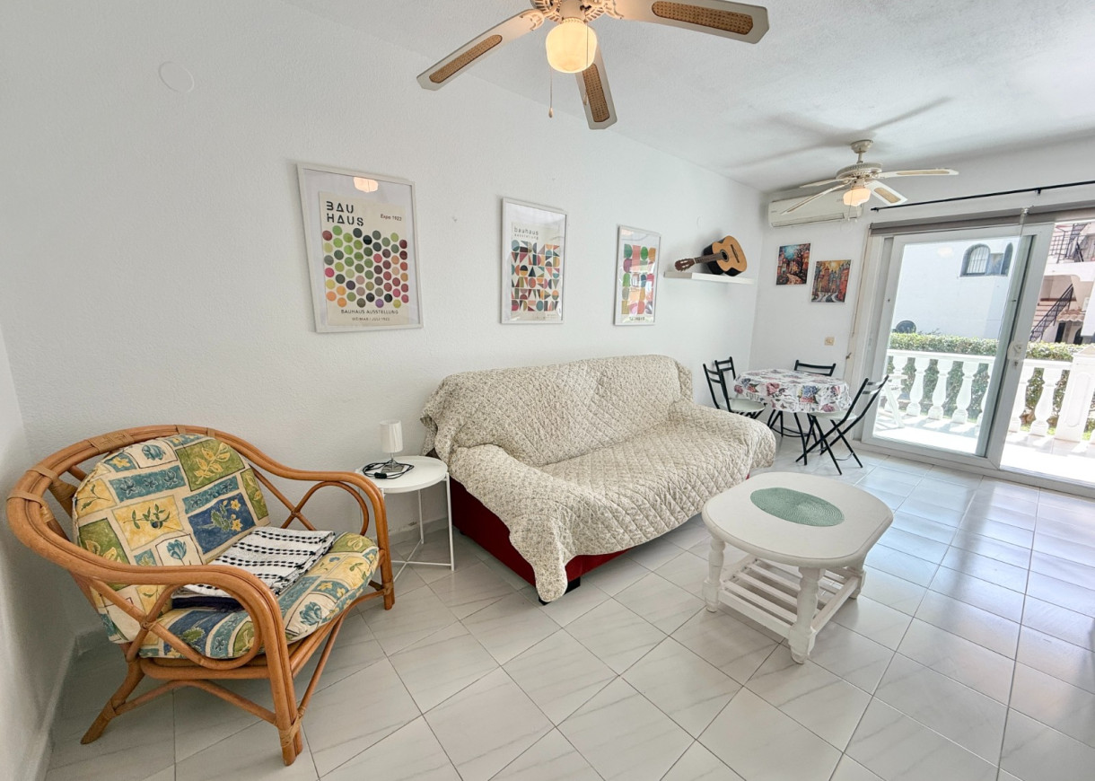 Resale - Apartment - Torrevieja - Torre del moro